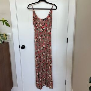 Lulu’s floral maxi dress